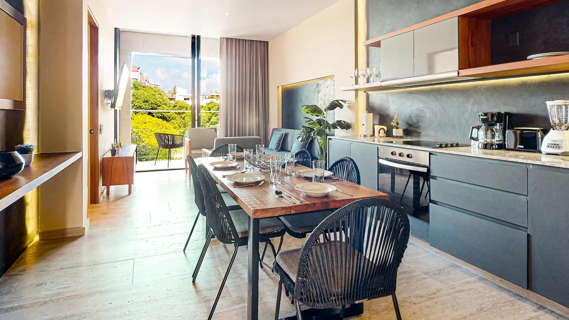Ceren Luxury Apartments # 203A Playa del Carmen